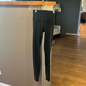 Lululemon Wunder Train High-Rise Tight 25”